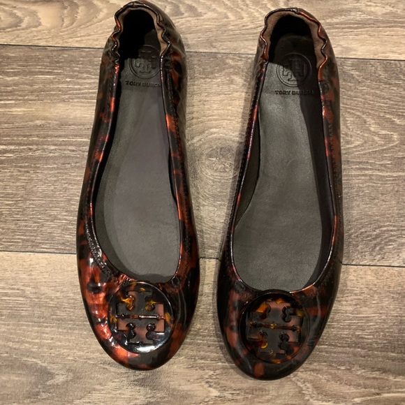 Tory Burch Shoes - Tory Burch Ballet flats.  Size: 8.5.  Emblem on toe.  Slip on style. VGC.